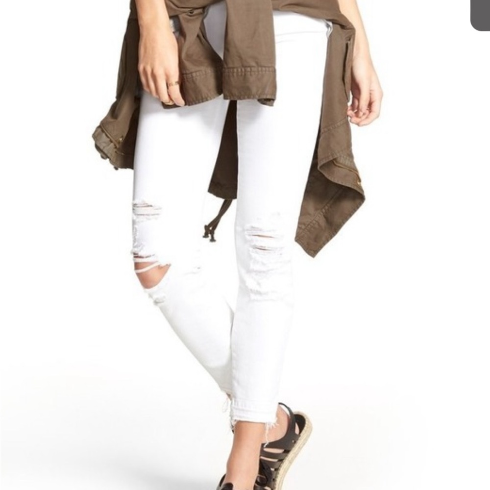J brand 9326 Low Rise Crop Skinny Jeans (Destructed White Sateen Demented)